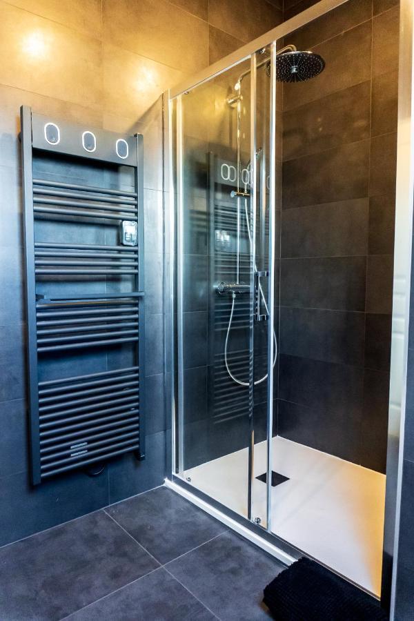 Les Nids Perches - Rue Sainte Croix Apartment มอคตาญ-โอ-แปร์ช ภายนอก รูปภาพ