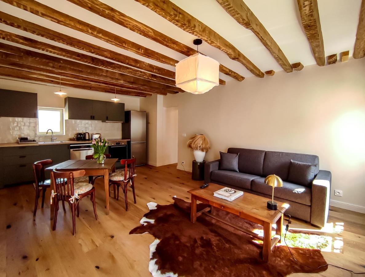 Les Nids Perches - Rue Sainte Croix Apartment มอคตาญ-โอ-แปร์ช ภายนอก รูปภาพ